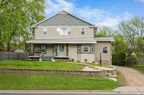 1112 Ferndale St N, Maplewood, MN 55119