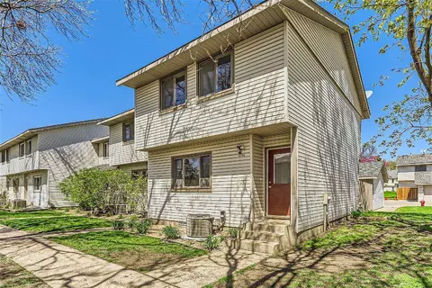 16140 Foliage Ave W, Rosemount, MN 55068
