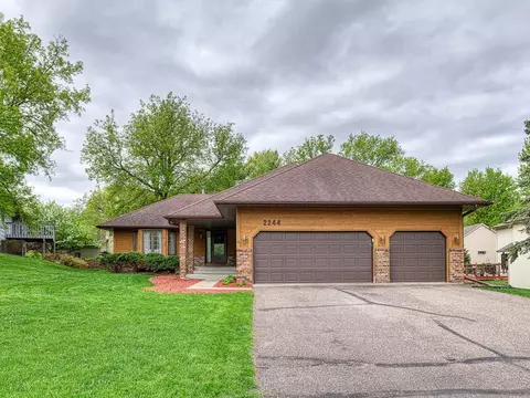 2244 Mahogany Way, Eagan, MN 55122