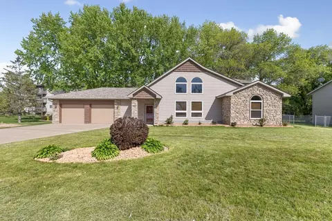 625 Western Ave NW, Faribault, MN 55021