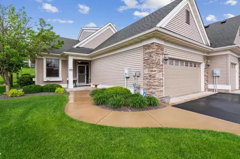 7171 Waterstone Ln, Woodbury, MN 55125
