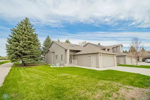 4402 River Haven Rd S, Moorhead, MN 56560