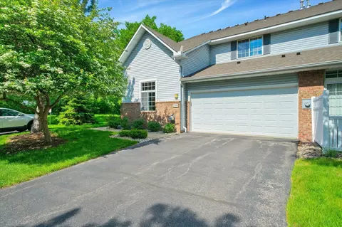 13594 Carmody Dr, Eden Prairie, MN 55344