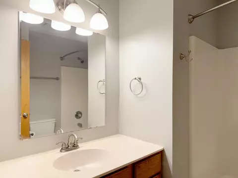 4210 Meghan Ln, Eagan, MN 55122 photo 12
