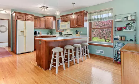 10724 Riverview Pl NW, Coon Rapids, MN 55433