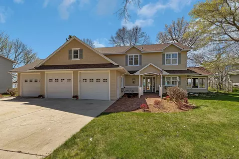 10831 N Shore Dr, Spicer, MN 56288