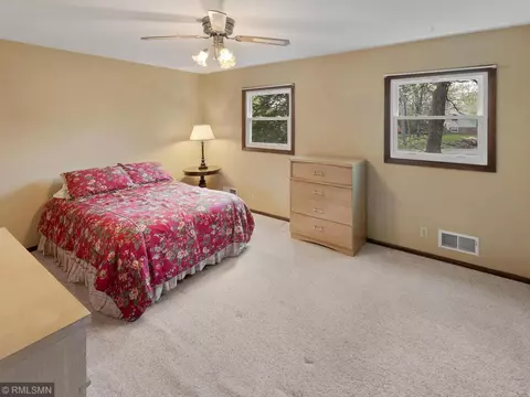 11433 Yates Cir, Champlin, MN 55316 photo 15