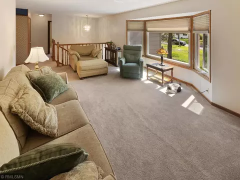 11433 Yates Cir, Champlin, MN 55316 photo 8