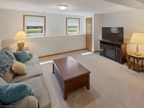 11433 Yates Cir, Champlin, MN 55316 photo 20