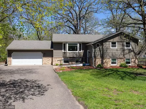 11433 Yates Cir, Champlin, MN 55316