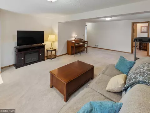 11433 Yates Cir, Champlin, MN 55316 photo 21