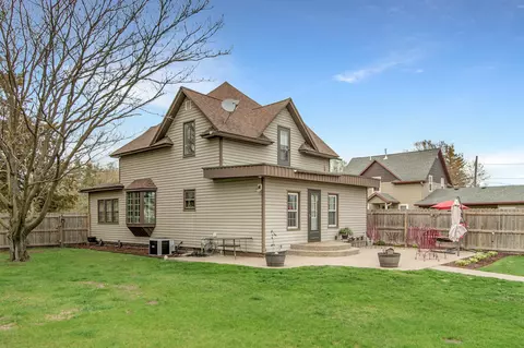 321 E 7th St, Browerville, MN 56438
