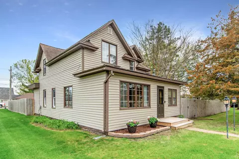 321 E 7th St, Browerville, MN 56438 photo 3