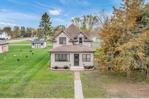 321 E 7th St, Browerville, MN 56438 photo 6