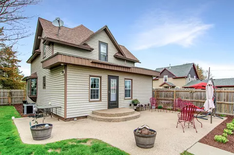 321 E 7th St, Browerville, MN 56438 photo 9