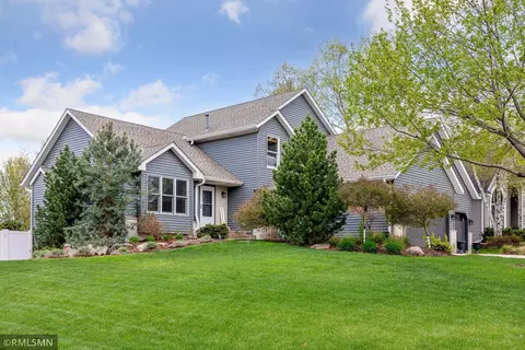 754 Spring Hill Cir, Woodbury, MN 55125
