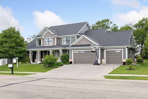 5287 Scenic View Dr SW, Rochester, MN 55902