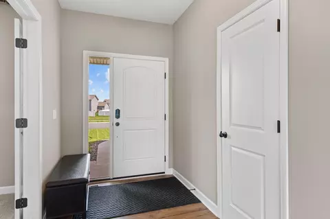 1948 Eagle Ridge Loop, Shakopee, MN 55379 photo 5