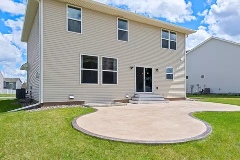 1948 Eagle Ridge Loop, Shakopee, MN 55379 photo 23