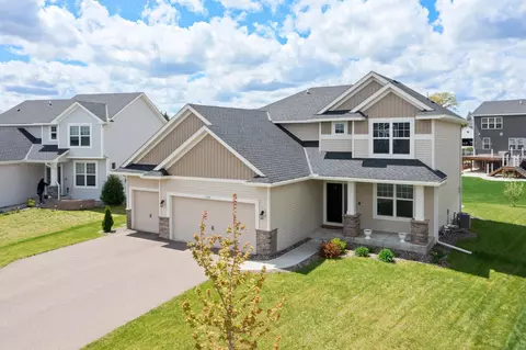 1948 Eagle Ridge Loop, Shakopee, MN 55379 photo 2