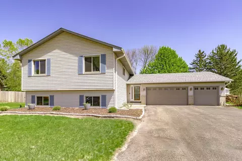 9391 Jarrod Ave S, Cottage Grove, MN 55016