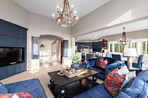 Living - 1504 Thomas Ln, Eagan, MN 55122 photo 2 of 3