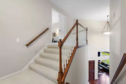 Entry Way - 1504 Thomas Ln, Eagan, MN 55122 photo 4 of 4