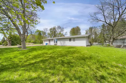 17620 41st Ave N, Plymouth, MN 55446