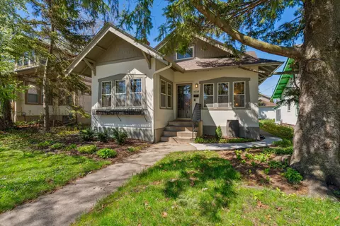 4338 Harriet Ave, Minneapolis, MN 55409