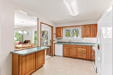 1509 Prairieland Ave, Maple Plain, MN 55359 photo 3
