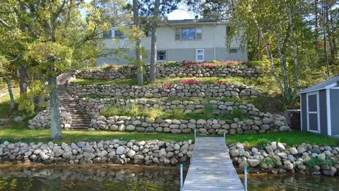 33351 S Upper Hay Dr, Pequot Lakes, MN 56472