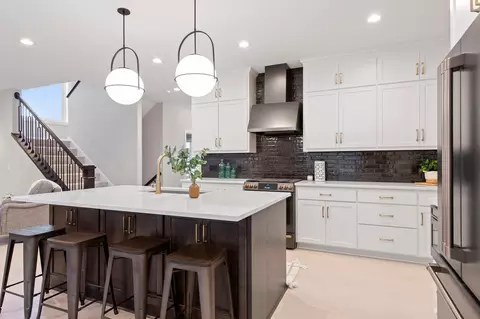 Kitchen - 636 Parkside Ct, Eagan, MN 55123 photo 1 of 4