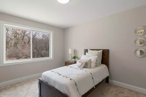 Bedroom - 636 Parkside Ct, Eagan, MN 55123 photo 4 of 5