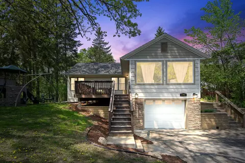 3741 Edgerton St, Vadnais Heights, MN 55127