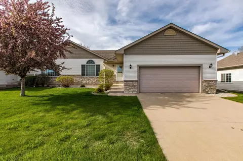 4527 Prairie View Pl NW, Rochester, MN 55901