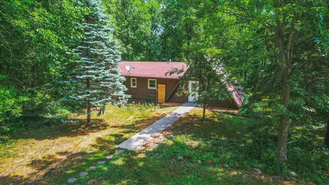 26634 Riverview Dr, Mora, MN 55051