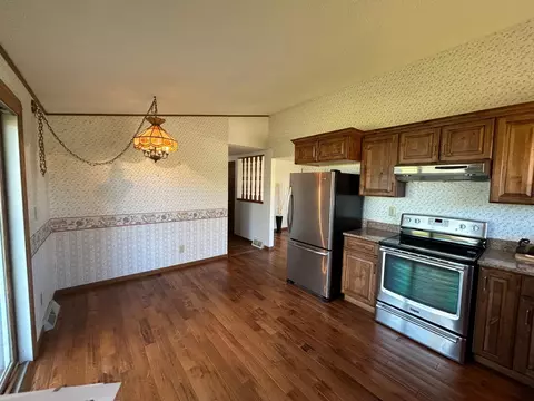 925 Ash St, Appleton, MN 56208 photo 6