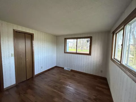 925 Ash St, Appleton, MN 56208 photo 22