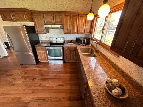 925 Ash St, Appleton, MN 56208 photo 9