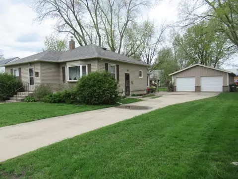 500 3rd Ave W, Lamberton, MN 56152