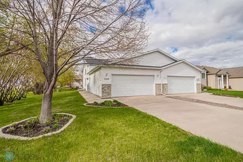 3549 44th Ave S, Fargo, ND 58104