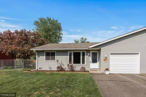 5821 Otter View Trl, White Bear Township, MN 55110