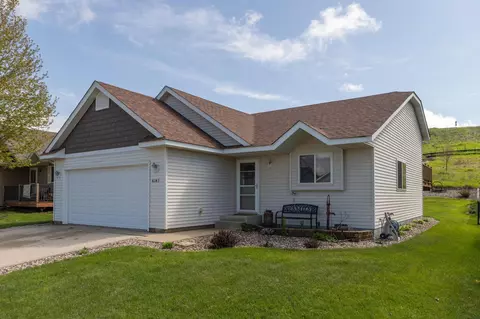 4245 Trumpeter Dr SE, Rochester, MN 55904