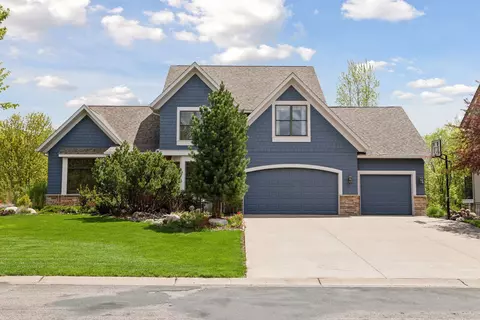 11426 Avery Dr, Inver Grove Heights, MN 55077