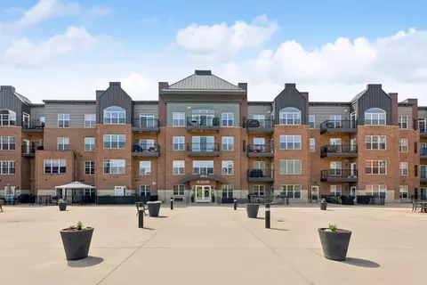 1800 Graham Ave #227, Saint Paul, MN 55116