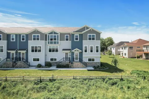 844 Roselyn Dr, Victoria, MN 55386