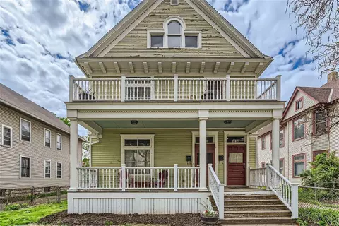 1814 13th Ave S, Minneapolis, MN 55404