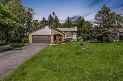 1369 Brandlwood Rd, White Bear Township, MN 55110
