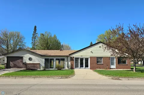 115 E Fir Ave, Fergus Falls, MN 56537