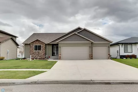 3017 2nd St E, West Fargo, ND 58078